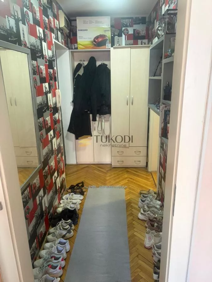 1,5 stan od 35m2 Grbavica - slika 9