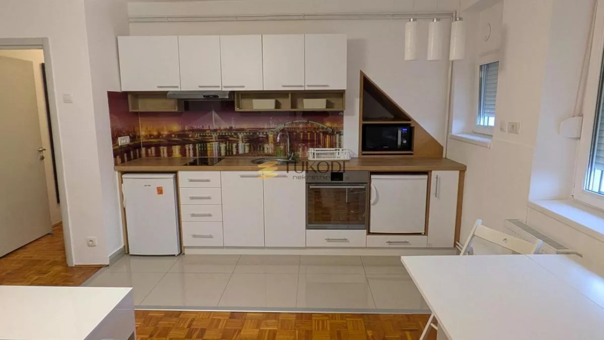 Izdavanje stana – Zemun, Magistratski trg | 45 m² - photo 4