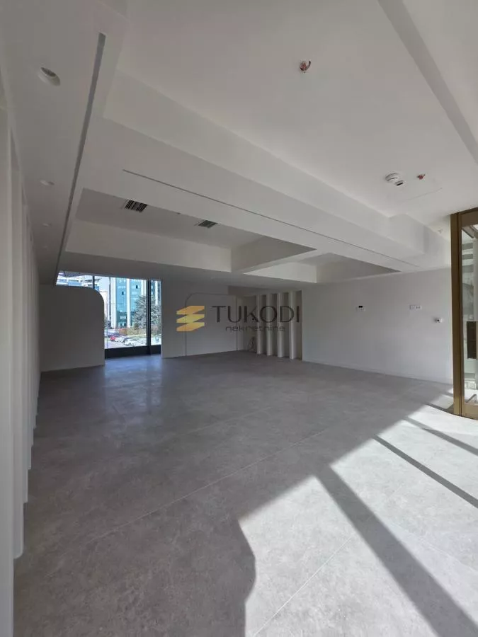 Sava Centar, 76m2 bez provizije - slika 3
