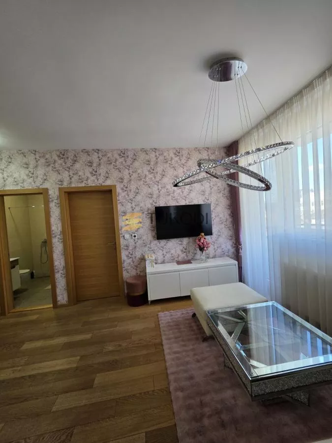 Jednoiposoban stan 34 m², Centar, Novi Sad, 2. sprat - photo 6