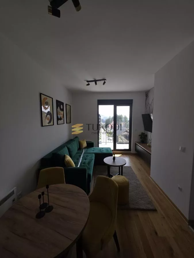 1,5 stan od 35m2 Titova Vila - slika 12