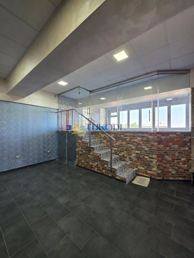 Kuća 400m2 Sr.Kamenica - slika 33