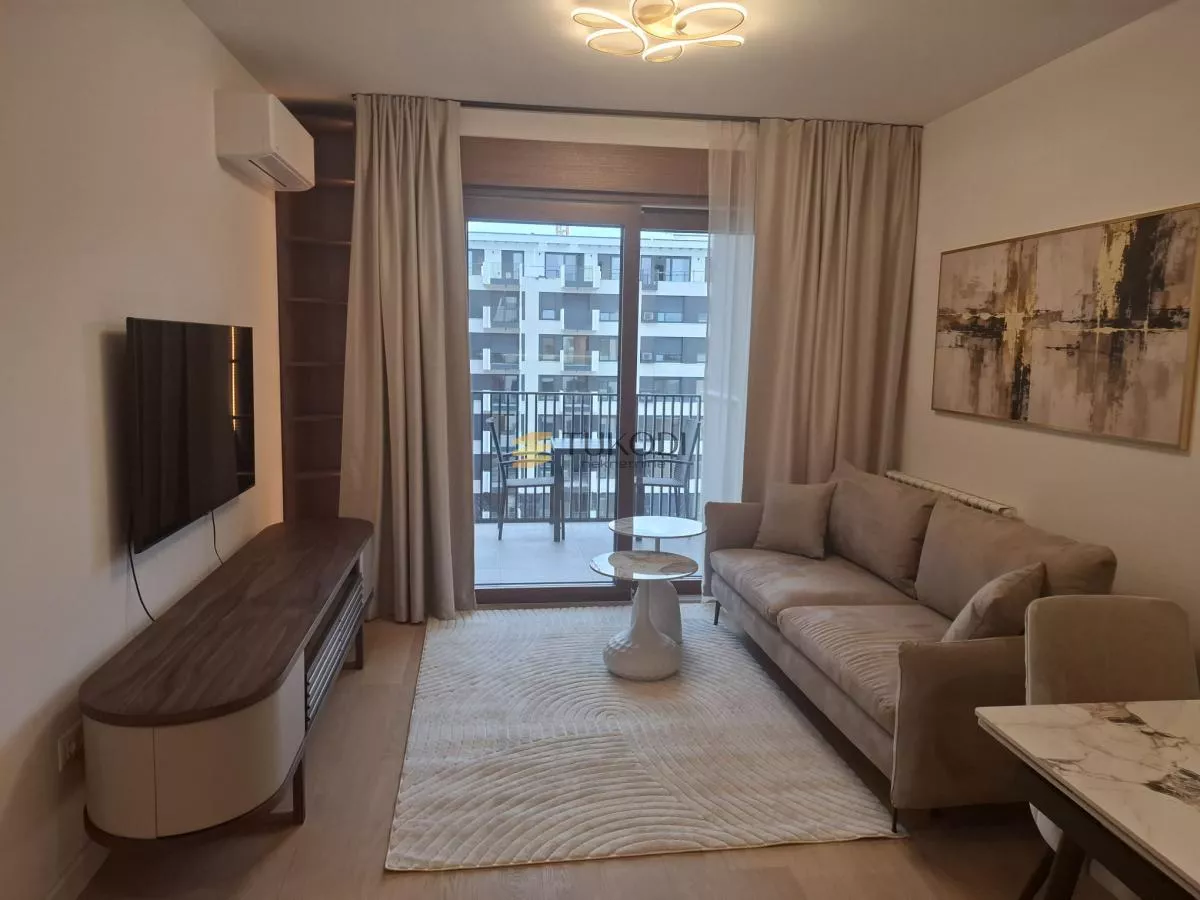 Airport City, Kvart 64 | 43 m² | Luksuzno opremljen - slika 1