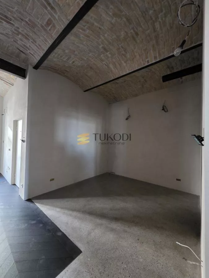Salonac kod Saborne crkve - Smart Home, kompletno rekonstruisan - slika 7