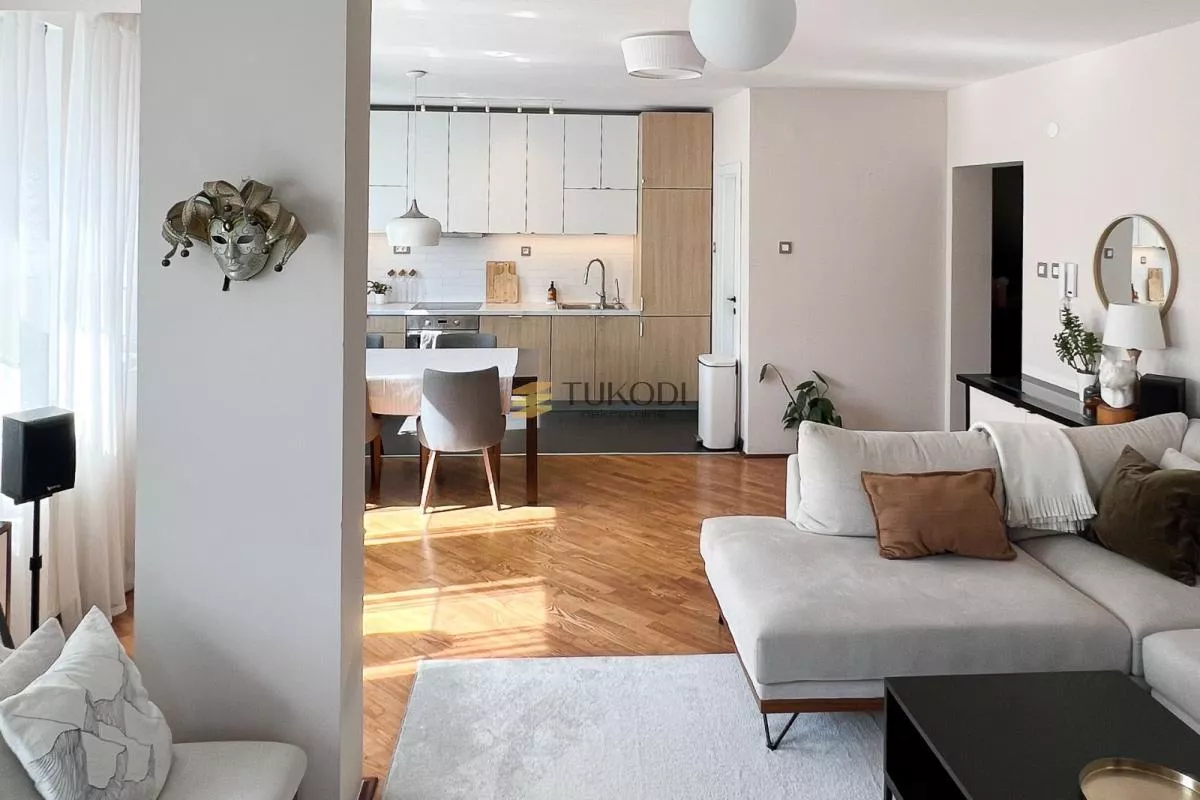 4.0 dupleks bez kosina, 102m², namešten – Cara Dušana - slika 4