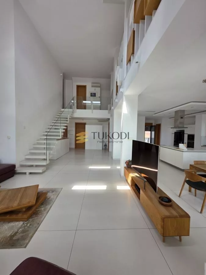 Duplex 292m2 + 60m2 Vase Stajića novogradnja - photo 3