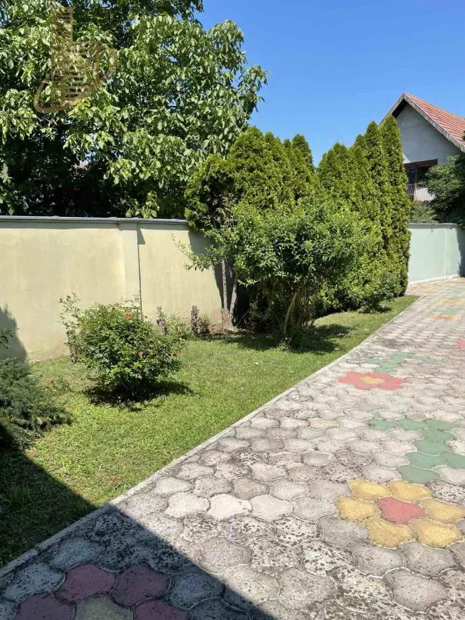 Za izdavanje poslovni objekat od 750m2 pogodan za IT delatnost - slika 27