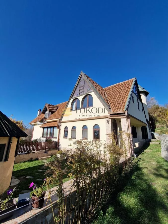 Rudnik kuća 178m2 ,10ari placa 500m nadmorske visine - photo 21