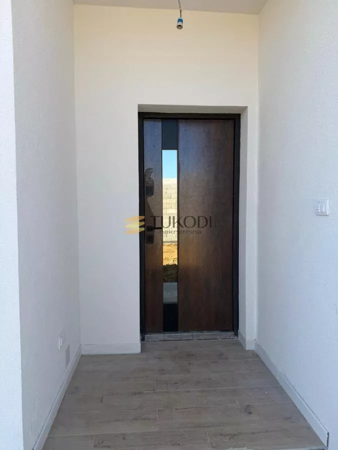Građevinsko zemljište 12.546 m² sa novom kućom – Rogača, Sopot - slika 15