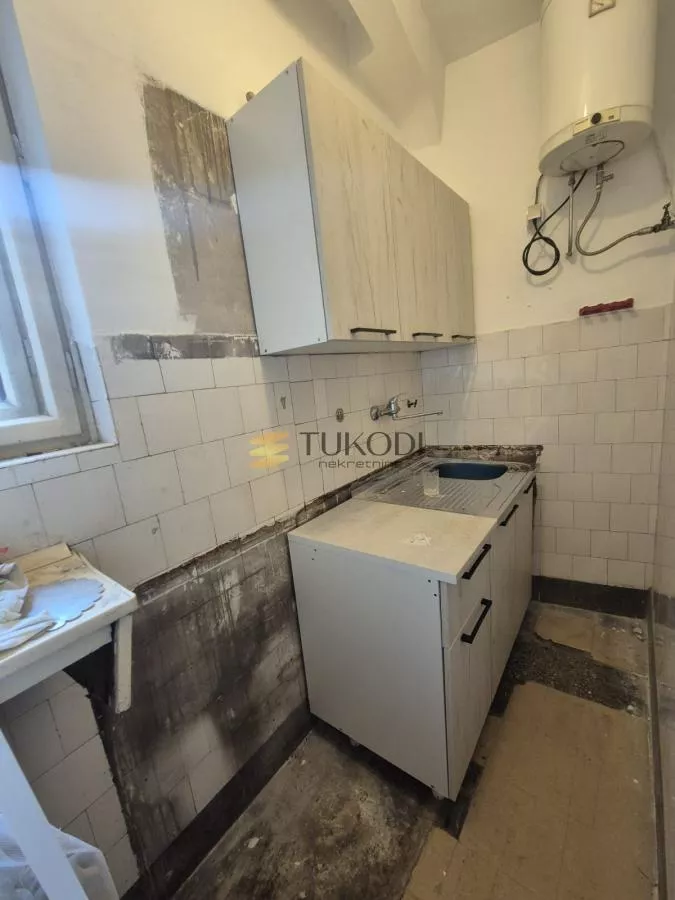 Na izdavanje - Takovska, centar - slika 10