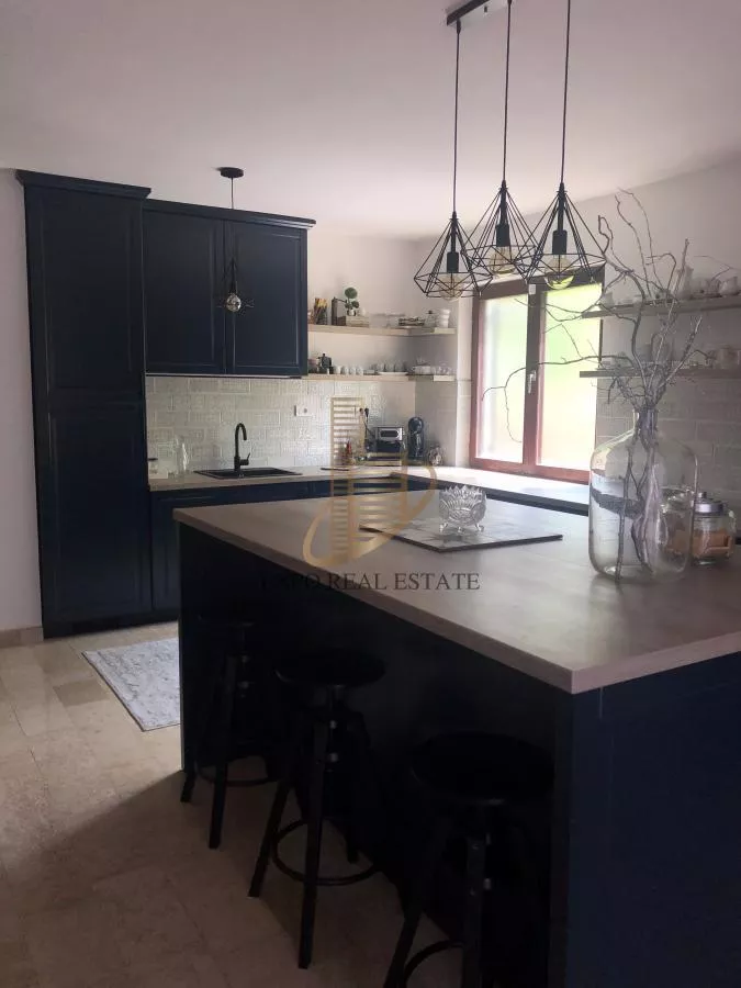 Kuća 254m2 uknjižena 13a placa- Rakovac - slika 19