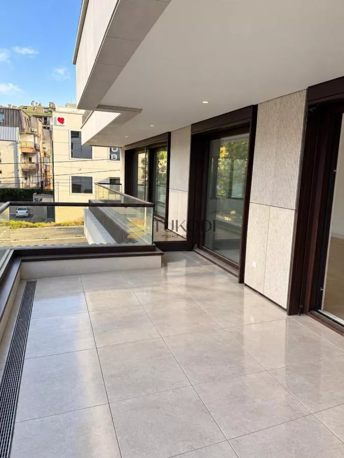 LUKSUZAN STAN NA DEDINJU | 217 m² | TERRA REZIDENCIJA - slika 9