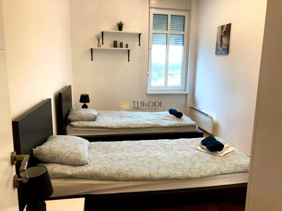 BETON HALA | Renoviran stan 3.0 – Pogled na Savu - slika 8