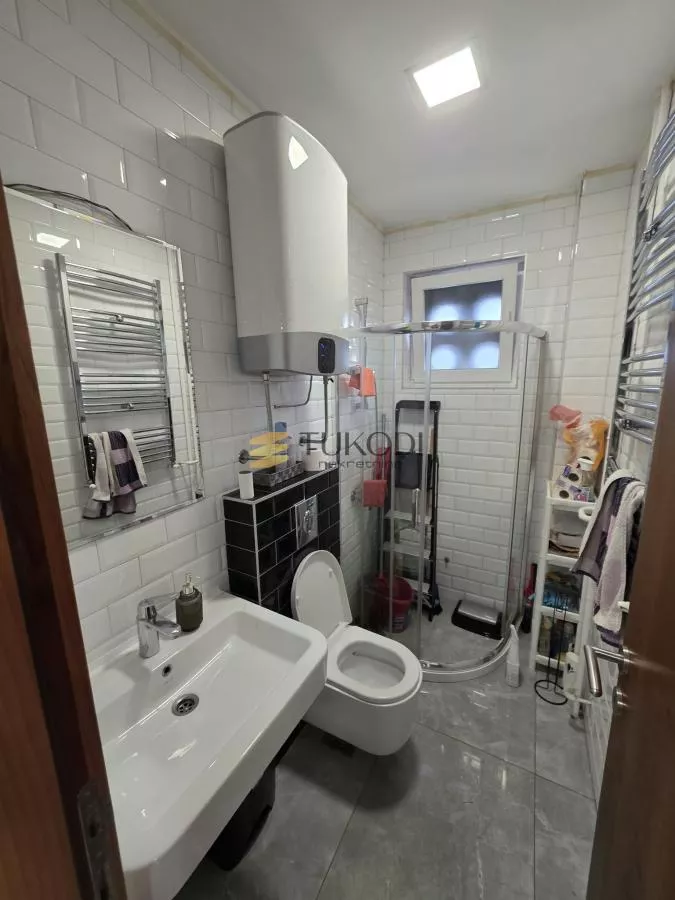 Prostor za kancelariju 70m2 Sarajevska - slika 16