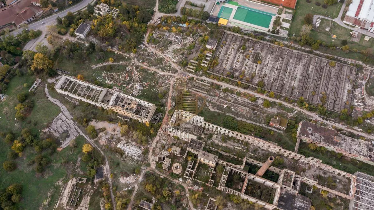 Zemljište 227.555m2 Investicioni  potencijal - photo 6
