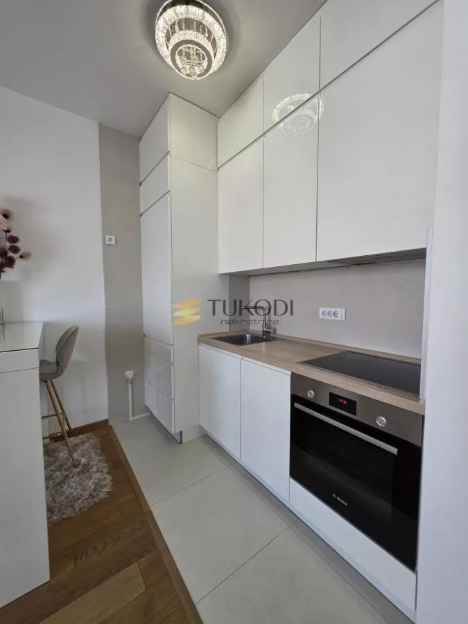 Jednoiposoban stan 34 m², Centar, Novi Sad, 2. sprat - photo 11
