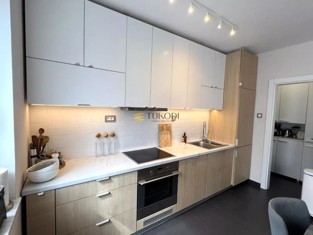 4.0 dupleks bez kosina, 102m², namešten – Cara Dušana - slika 23