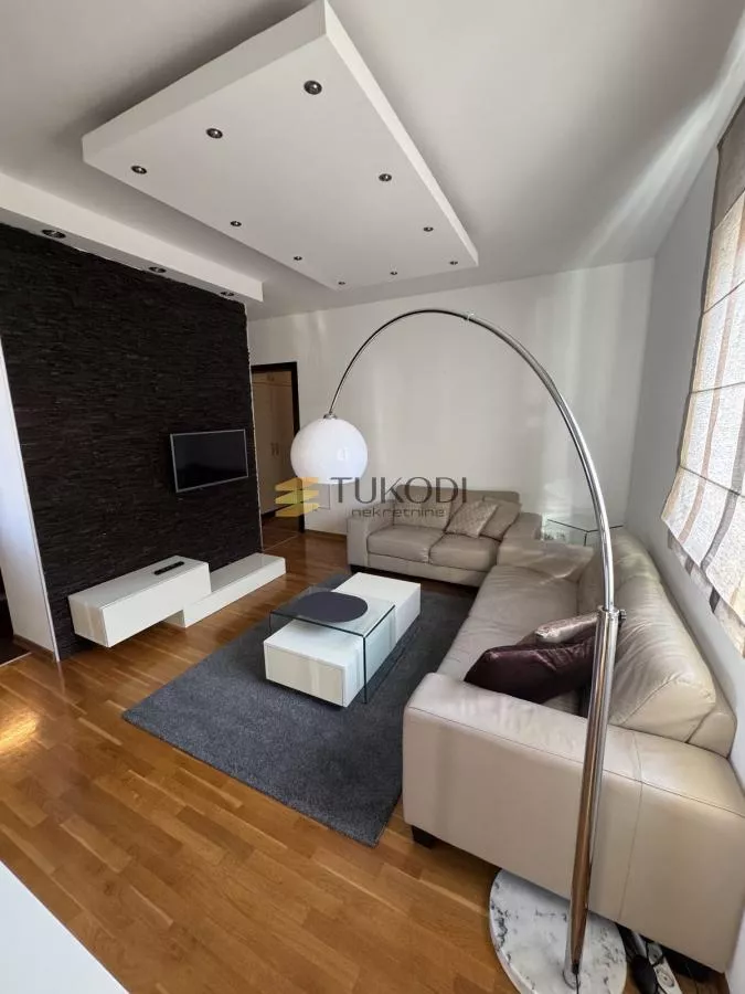 Zemun, Gornji Grad | 52 m² - potpuno opremljen - slika 2