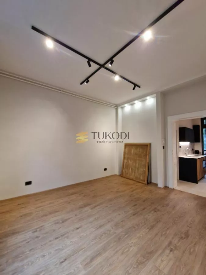 3,0 salonac od 100m2 poslovni prostor - slika 1