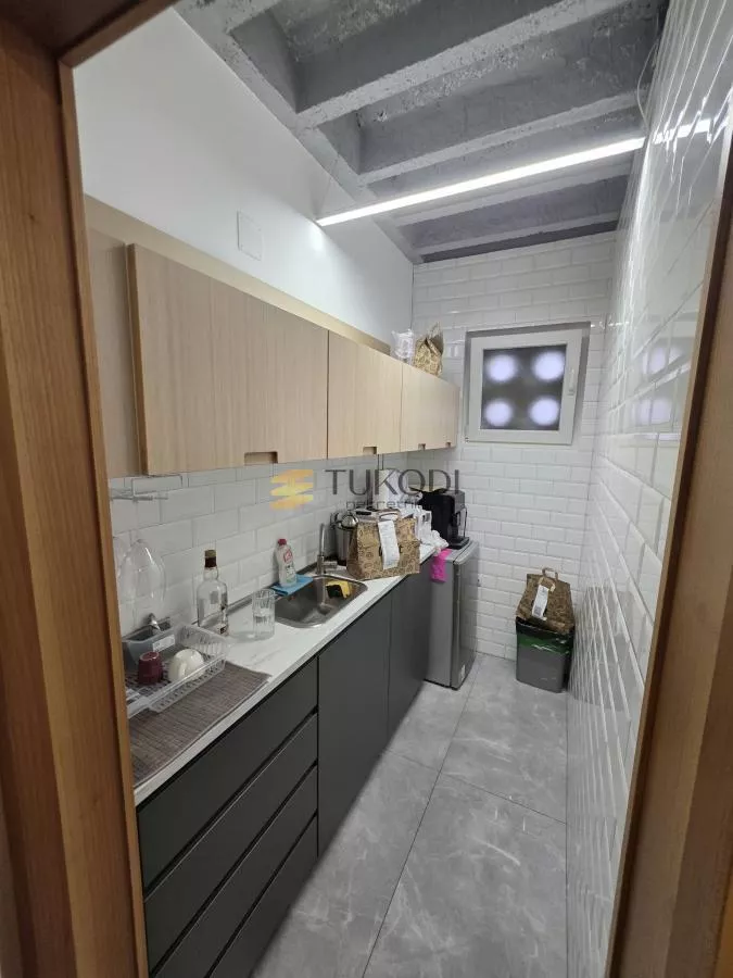 Prostor za kancelariju 70m2 Sarajevska - slika 14