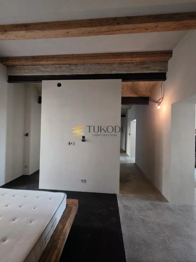 Salonac kod Saborne crkve - Smart Home, kompletno rekonstruisan - slika 14