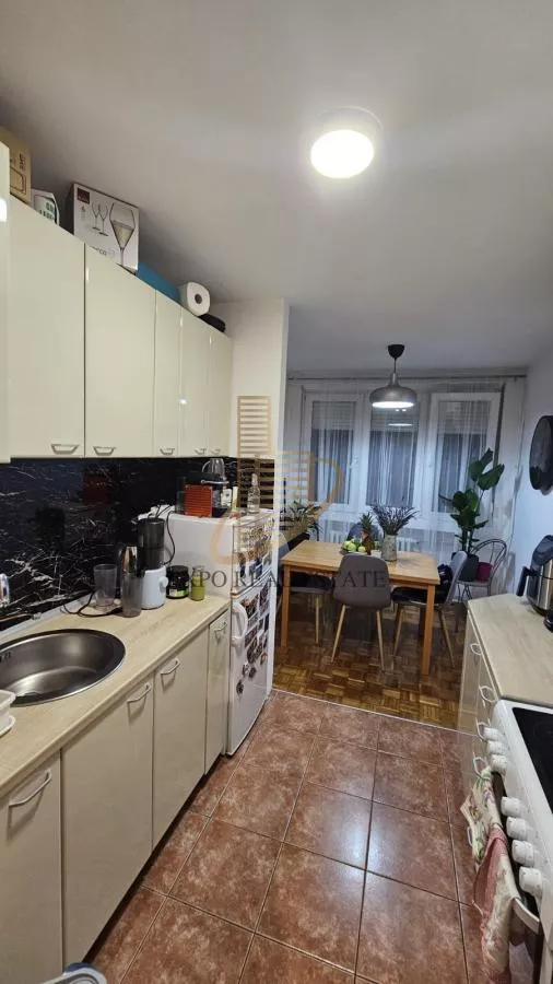 Prodaja 2,0 stan od 52m2 Železnička - photo 6