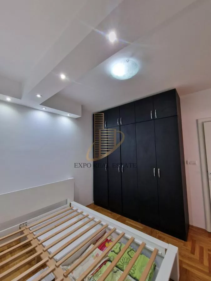 Izuzetan duplex od 120m2+60m2 terase -Nova Detelinara - slika 12