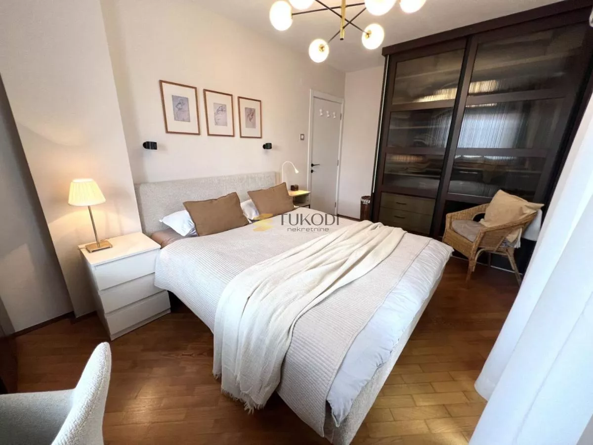 4.0 dupleks bez kosina, 102m², namešten – Cara Dušana - slika 8