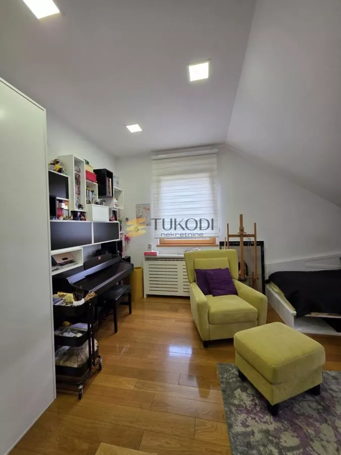 Duplex 292m2 + 60m2 Vase Stajića novogradnja - photo 29