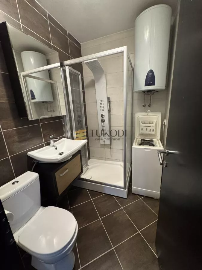 Zemun, Gornji Grad | 52 m² - potpuno opremljen - slika 14