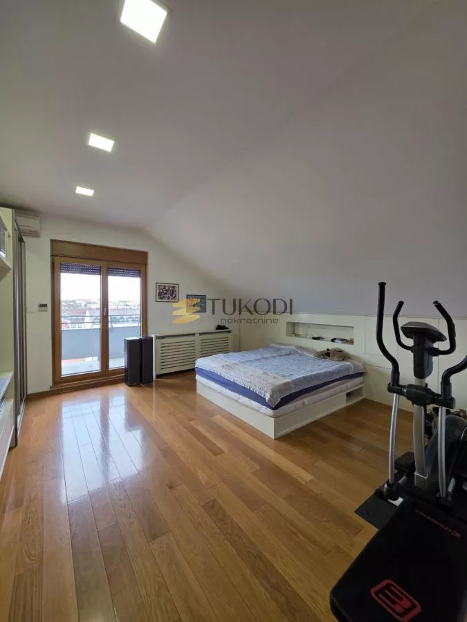 Duplex 292m2 + 60m2 Vase Stajića novogradnja - photo 22