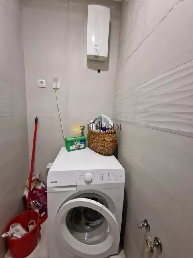 Izdavanje 4,0 stan od 145m2 - Telep - slika 20
