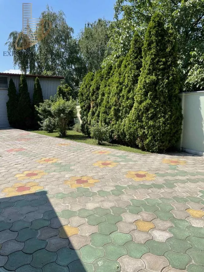 Za izdavanje poslovni objekat od 750m2 pogodan za IT delatnost - slika 26