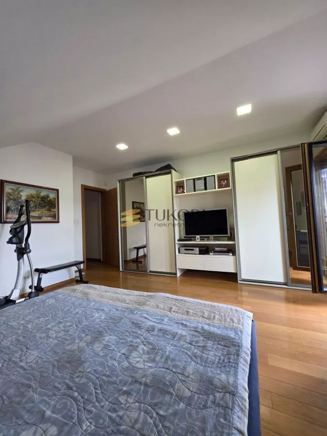 Duplex 292m2 + 60m2 Vase Stajića novogradnja - photo 20