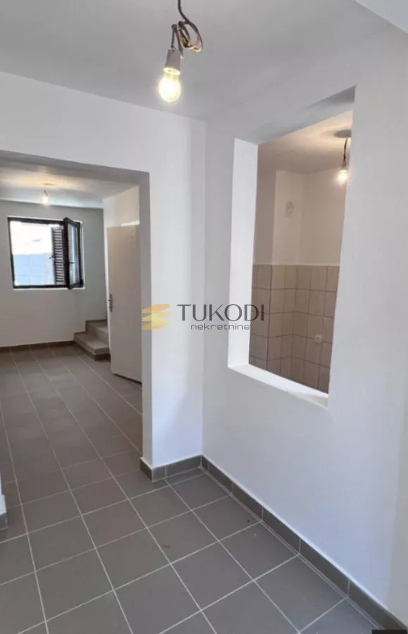 Kamenjar 2,uknjižena kuća 66m2 - slika 8