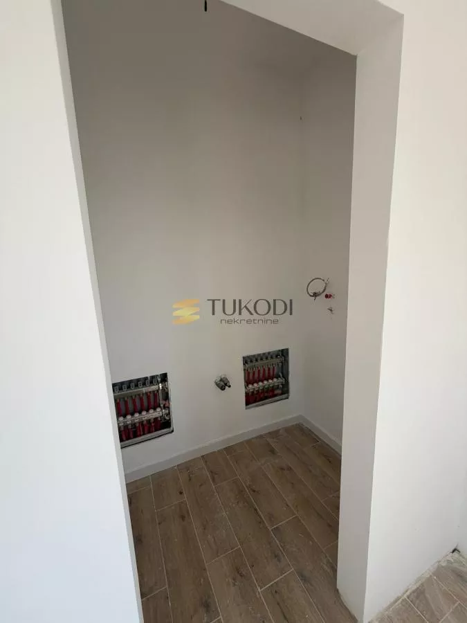 Građevinsko zemljište 12.546 m² sa novom kućom – Rogača, Sopot - slika 12