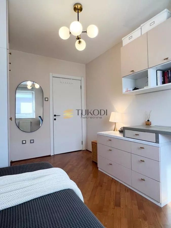 4.0 dupleks bez kosina, 102m², namešten – Cara Dušana - slika 18