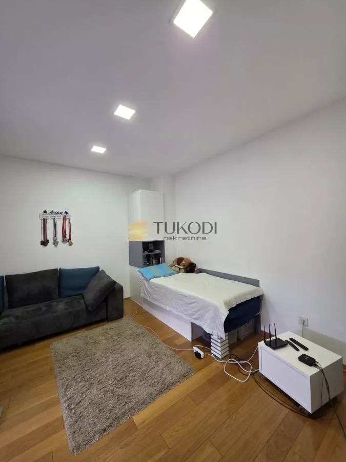 Duplex 292m2 + 60m2 Vase Stajića novogradnja - photo 28