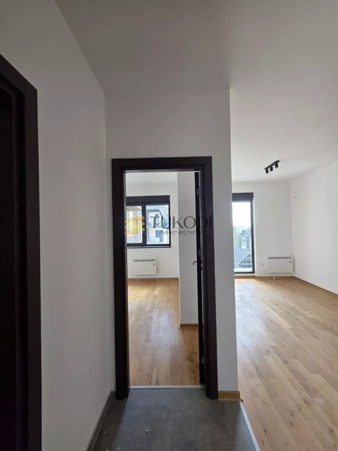 Jednoiposoban stan 35 m², Palisad, Zlatibor, 7/9 sprat - slika 5