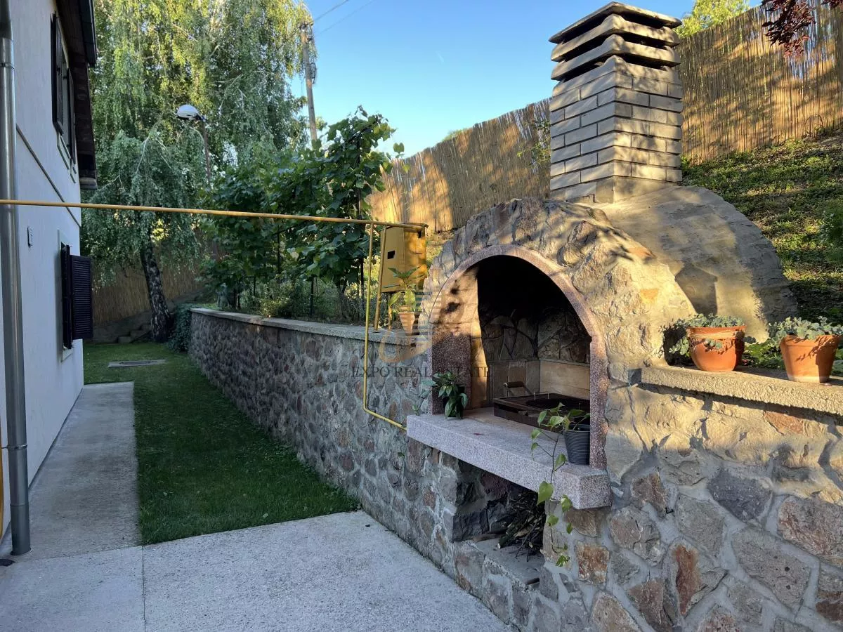 Kuća 254m2 uknjižena 13a placa- Rakovac - slika 6