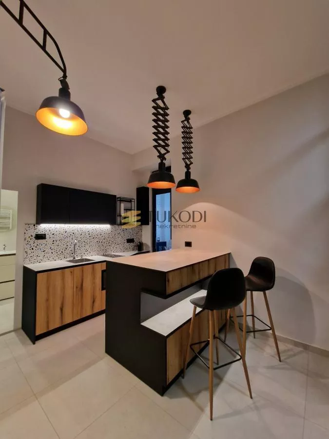 3,0 salonac od 100m2 poslovni prostor - slika 4