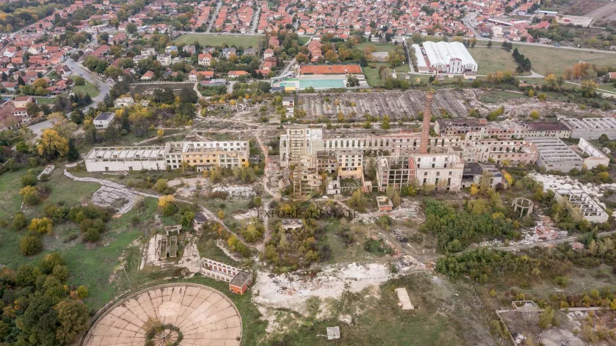 Zemljište 227.555m2 Investicioni  potencijal - photo 8