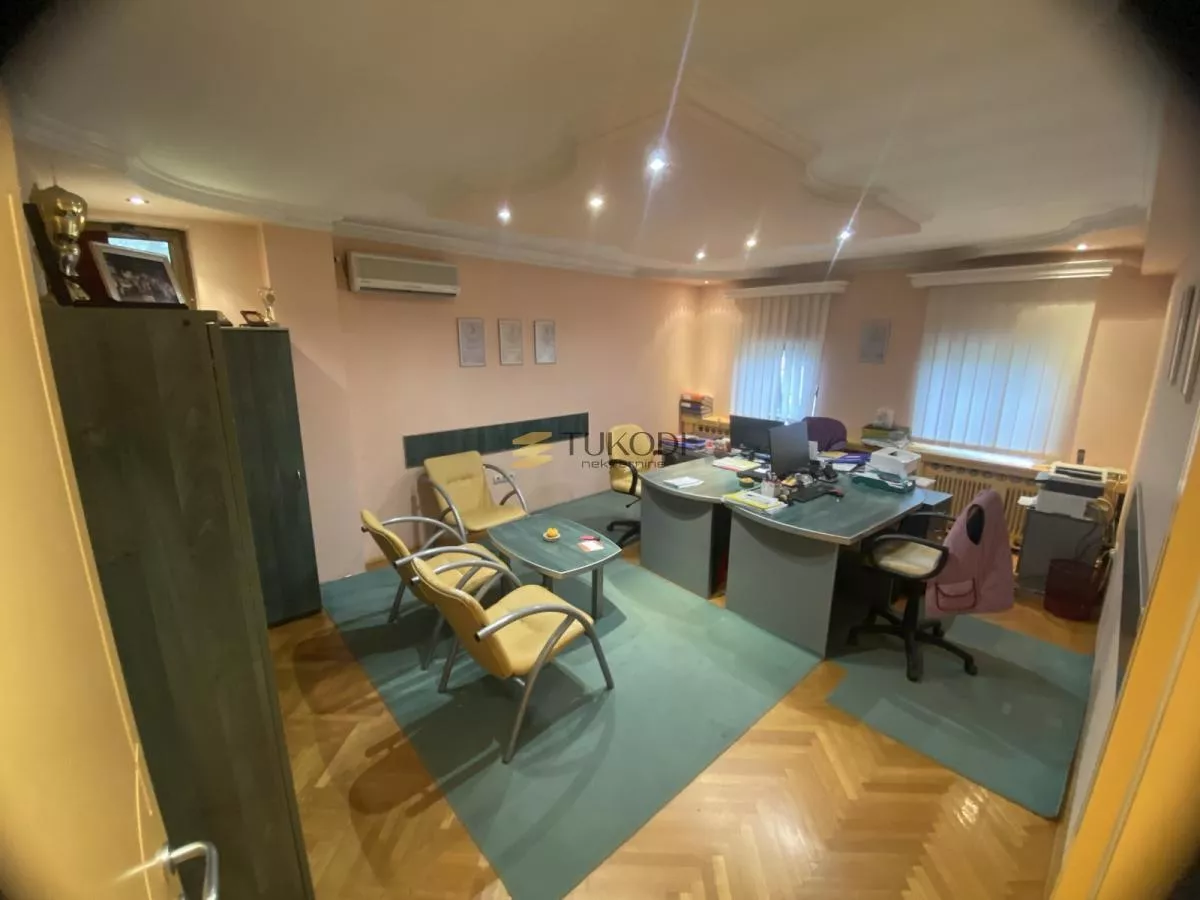 Izdavanje, Poslovni prostor, Novi Sad, Satelit - photo 1