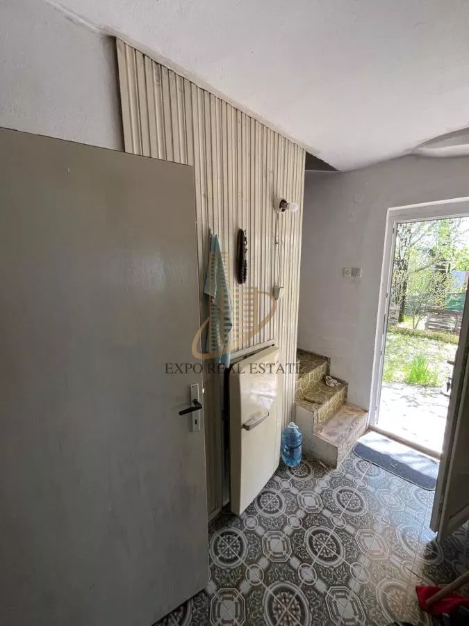 Uknjižena kuća sa pomoćnim objektima i voćnjakom - photo 17