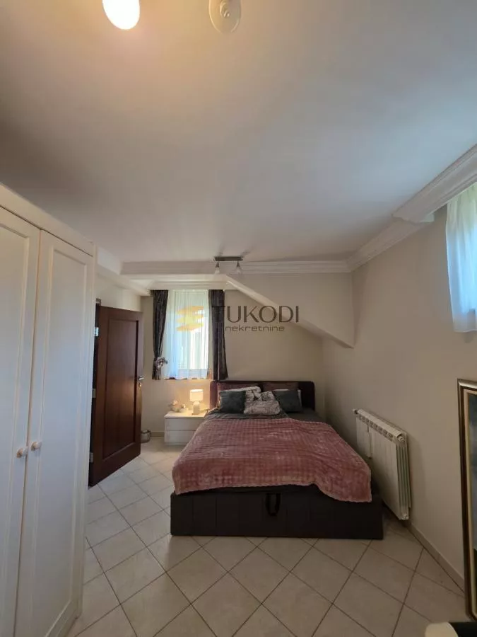 Kuća 400m2 Sr.Kamenica - slika 17