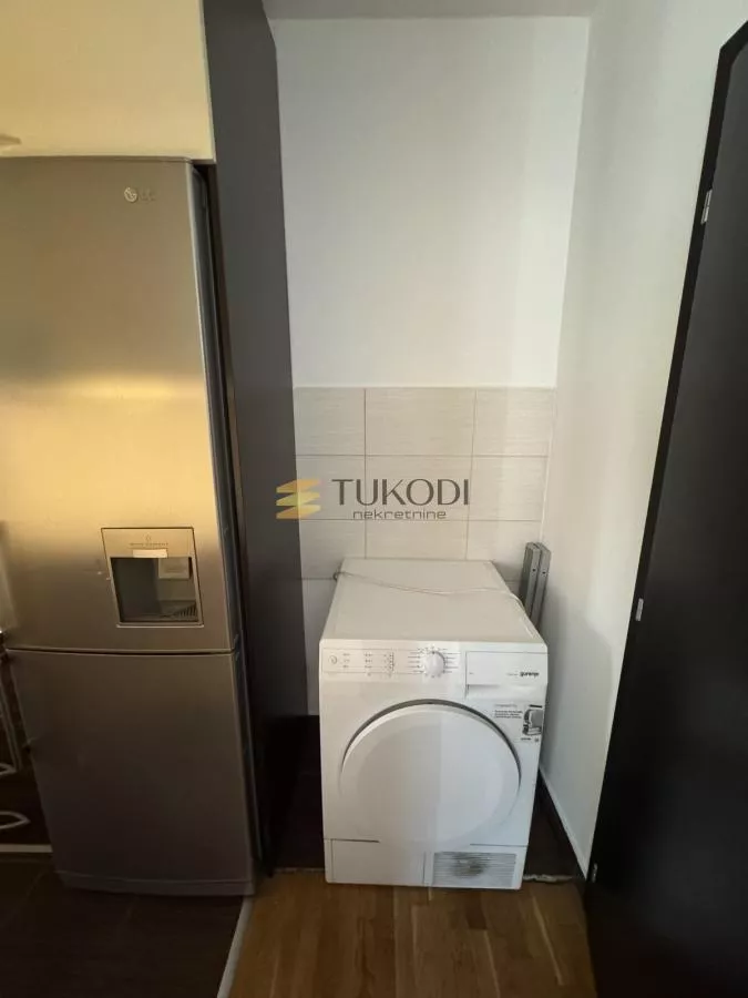 Zemun, Gornji Grad | 52 m² - potpuno opremljen - slika 13