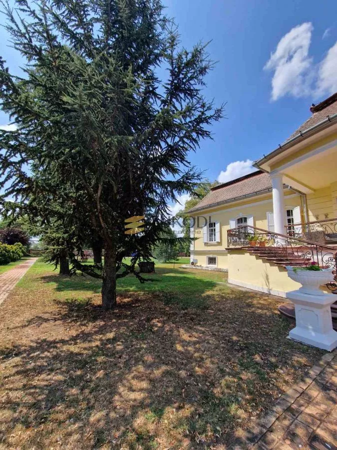 Dvorac Schulhoff and Winery - photo 5