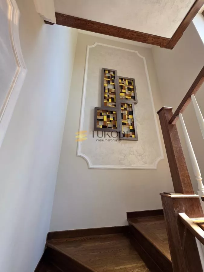 Kuća 400m2 Sr.Kamenica - slika 29