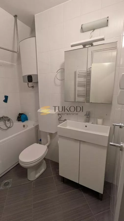 Izdavanje stana – Zemun, Magistratski trg | 45 m² - photo 12