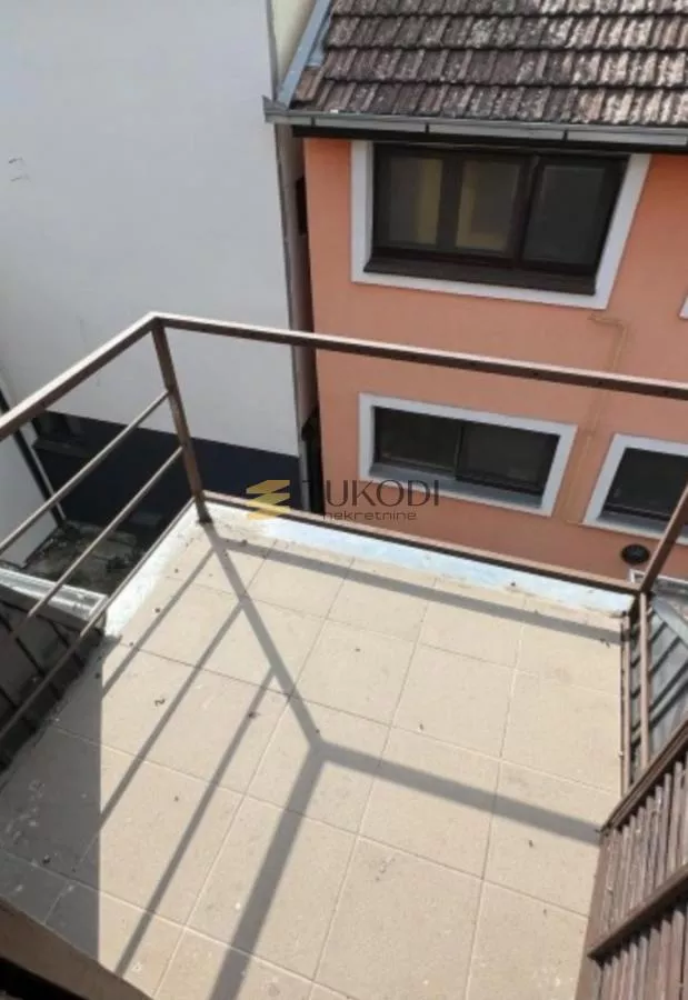 Kamenjar 2,uknjižena kuća 66m2 - slika 3